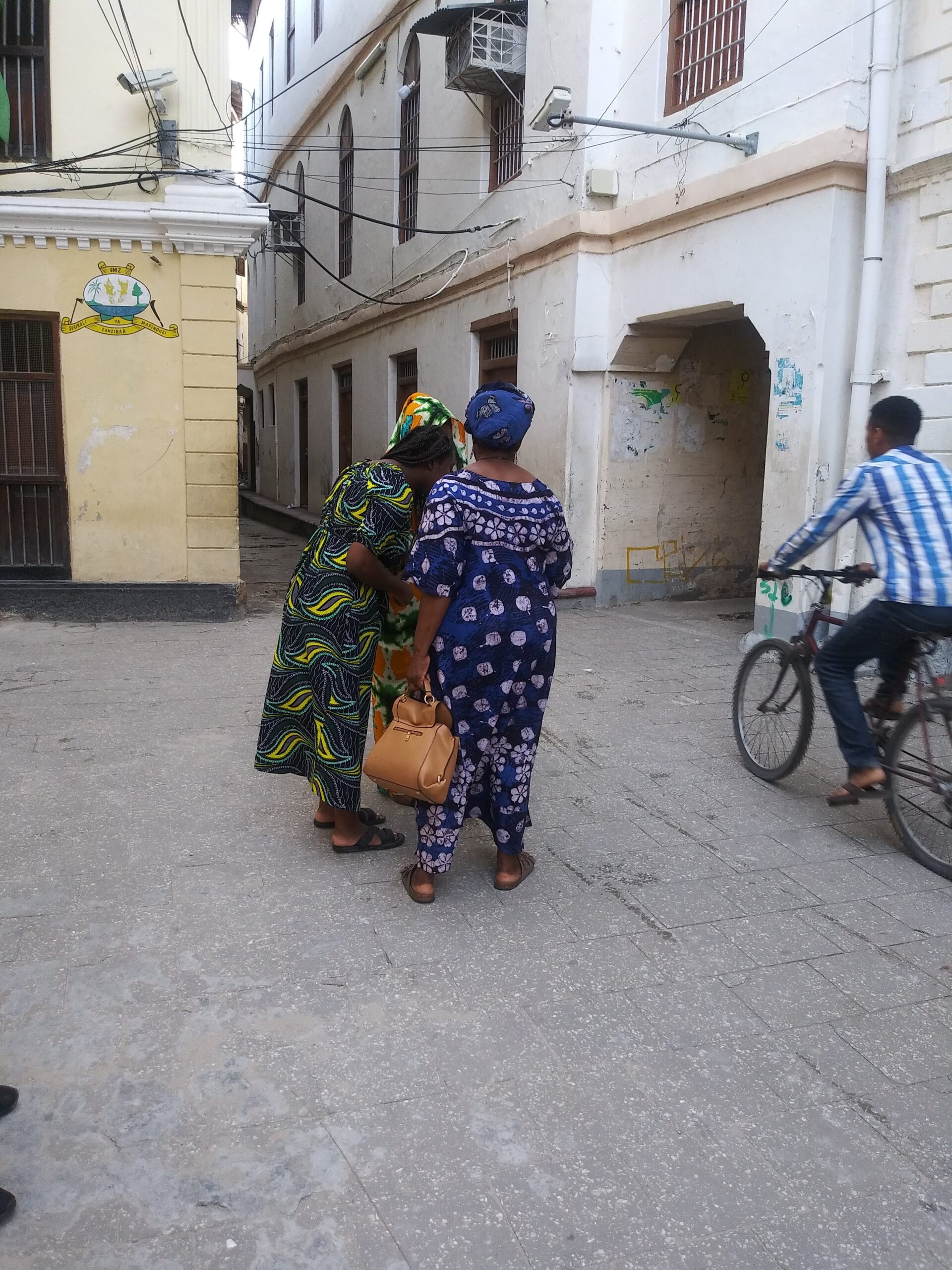 Street scene and local clothing in Dar es Salaam, Tanzania